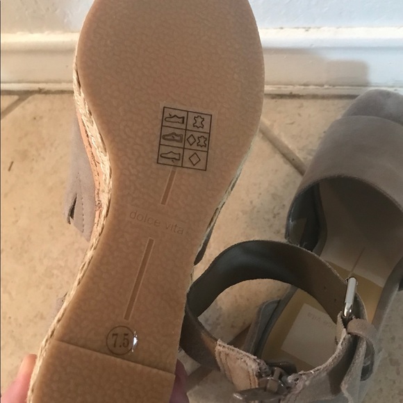 Dolce Vita Wedges - Picture 6 of 6